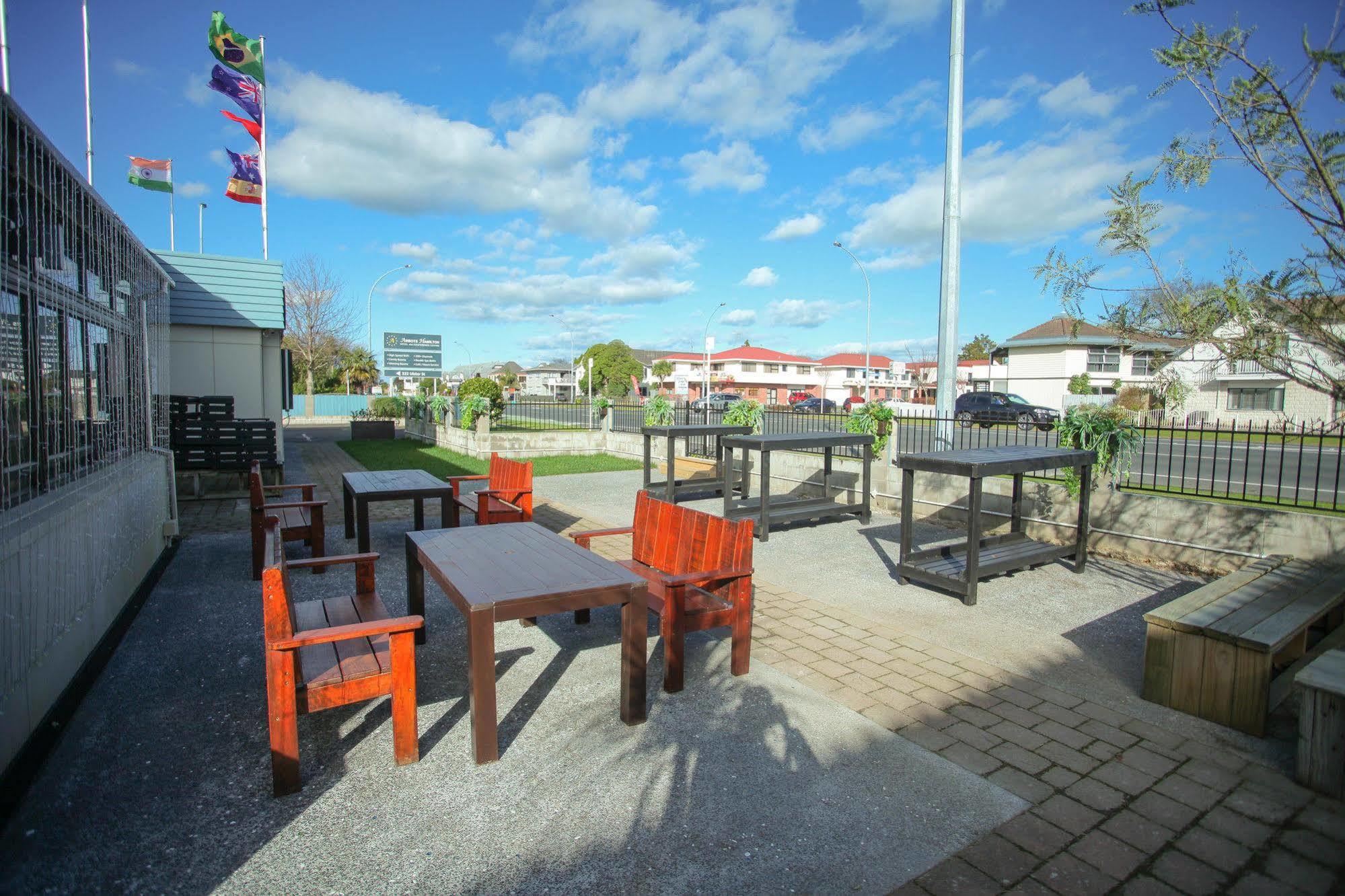 Abbots Hamilton - Hotel And Conference Centre Exterior photo