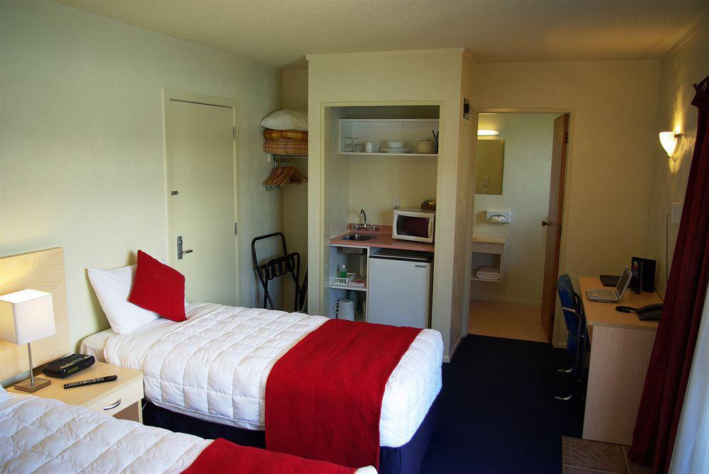 Abbots Hamilton - Hotel And Conference Centre Exterior photo